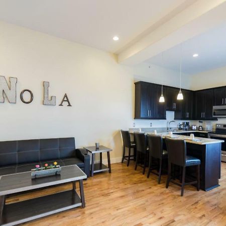 Beautiful Condos Steps From French Quarter And Bourbon St Nova Orleães Exterior foto