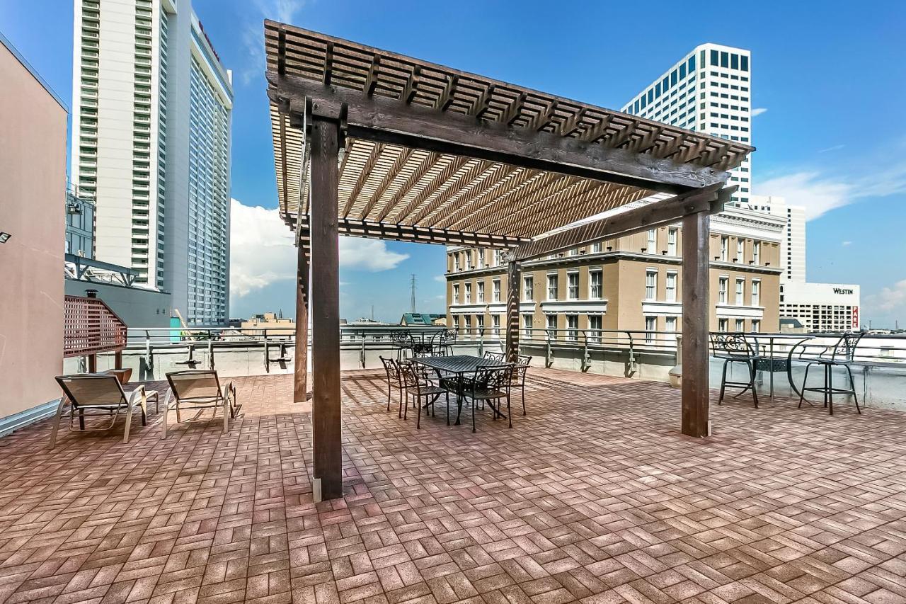 Beautiful Condos Steps From French Quarter And Bourbon St Nova Orleães Exterior foto